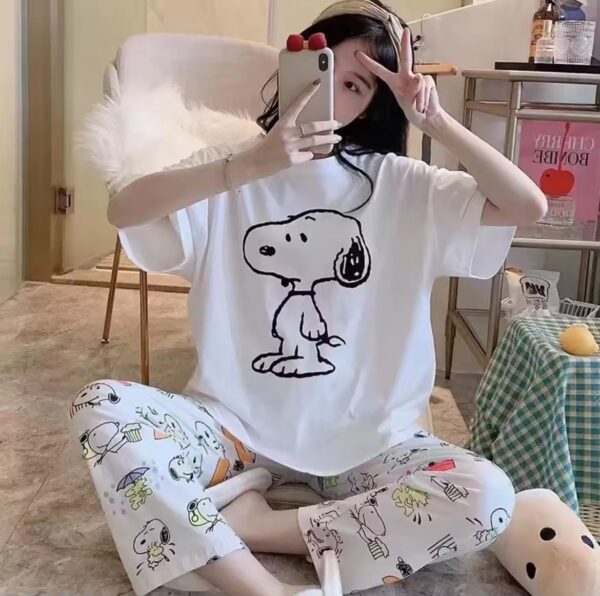 ชุดลำลอง