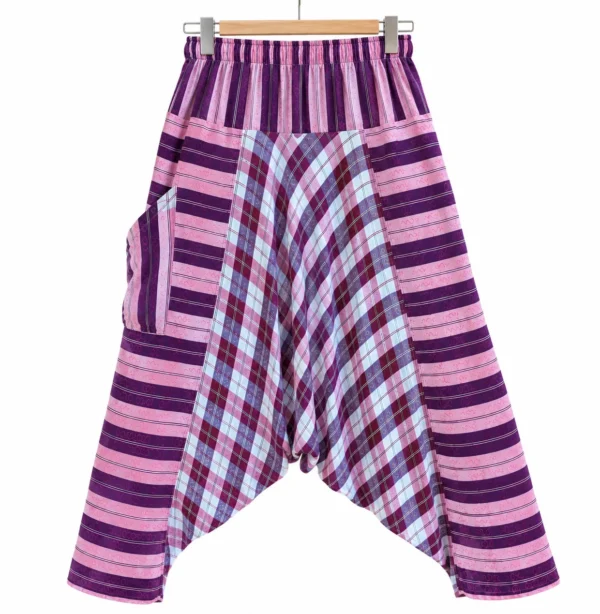 นกฮุก ริมโขง Online Store Image 16 ก.ย. 2569 14_37_58 กางเกงฮาเร็มผ้าฝ้าย ลายริ้ว–ตาราง โทนม่วงชมพู