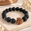 Onyx + Lava Stone คั่น Hematite แต่งชาร์ม ลูกอม “เสือนอนกิน”